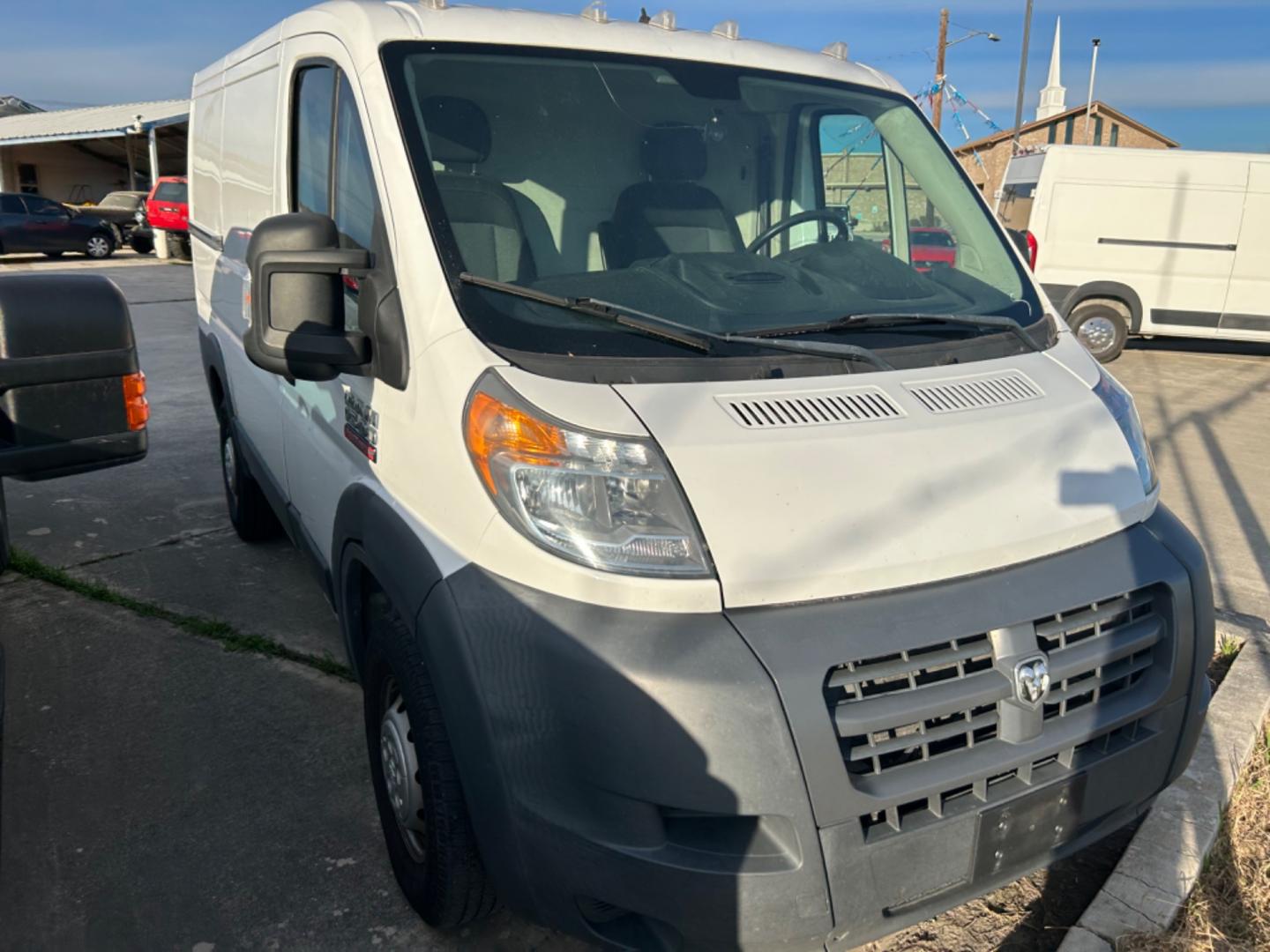 2015 White RAM Promaster (3C6TRVNG7FE) , located at 1687 Business 35 S, New Braunfels, TX, 78130, (830) 625-7159, 29.655487, -98.051491 - Photo#2